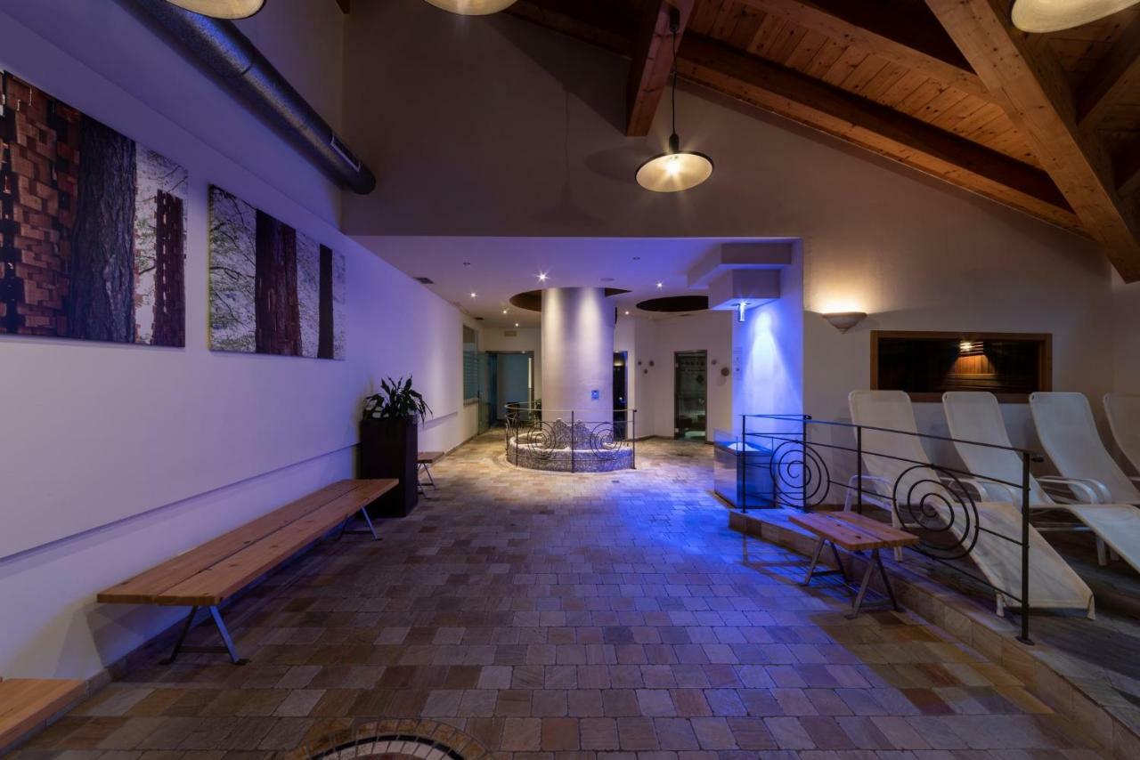 Hotel Al Sorriso Greenpark & Wellness Levico Terme Ngoại thất bức ảnh