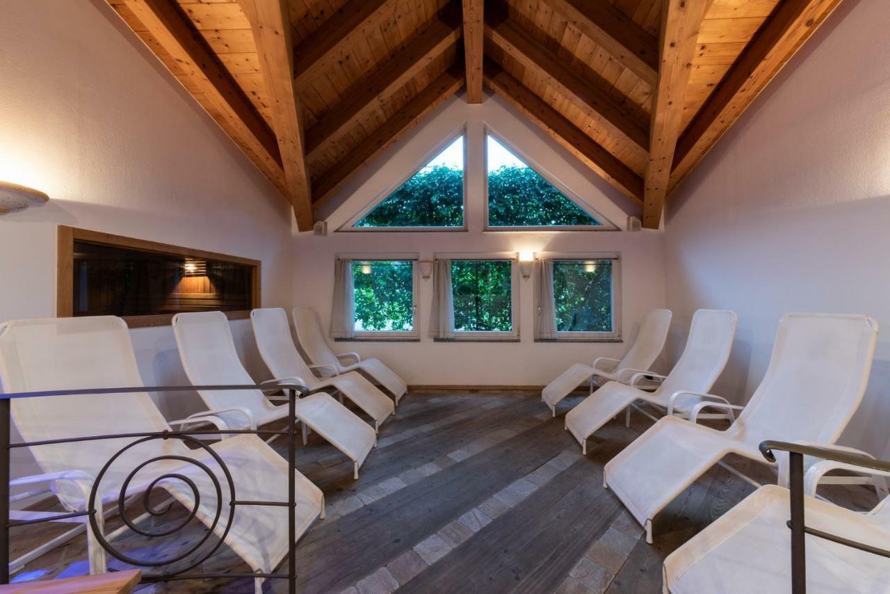 Hotel Al Sorriso Greenpark & Wellness Levico Terme Ngoại thất bức ảnh